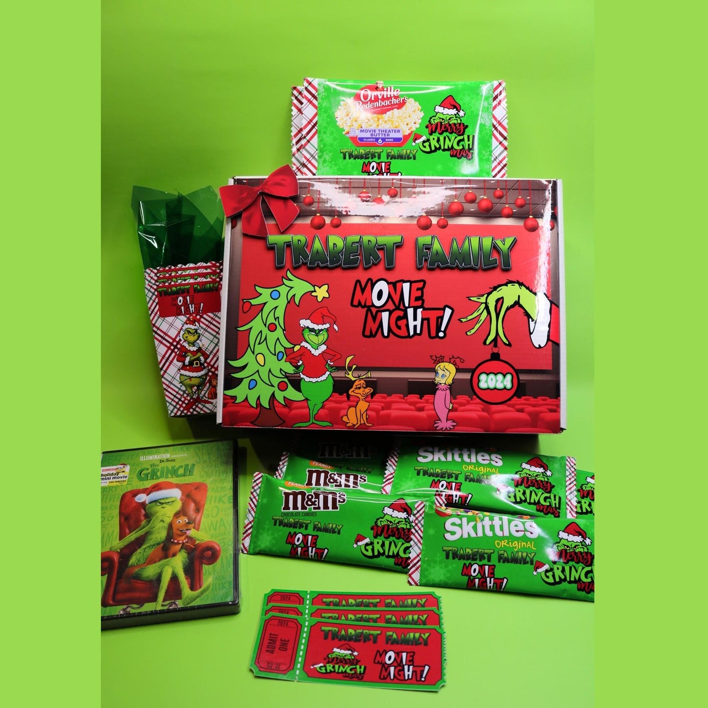 Grinch Family Movie Night Gift Box – Fun & Festive Holiday Bundle for Cozy Movie Evenings, Perfect as Gifts and Decorations